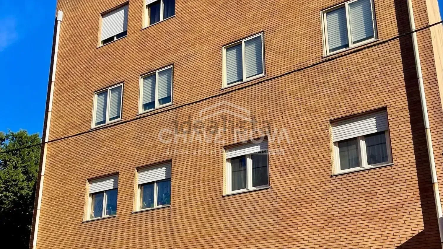 Property in rua Santarém, 25