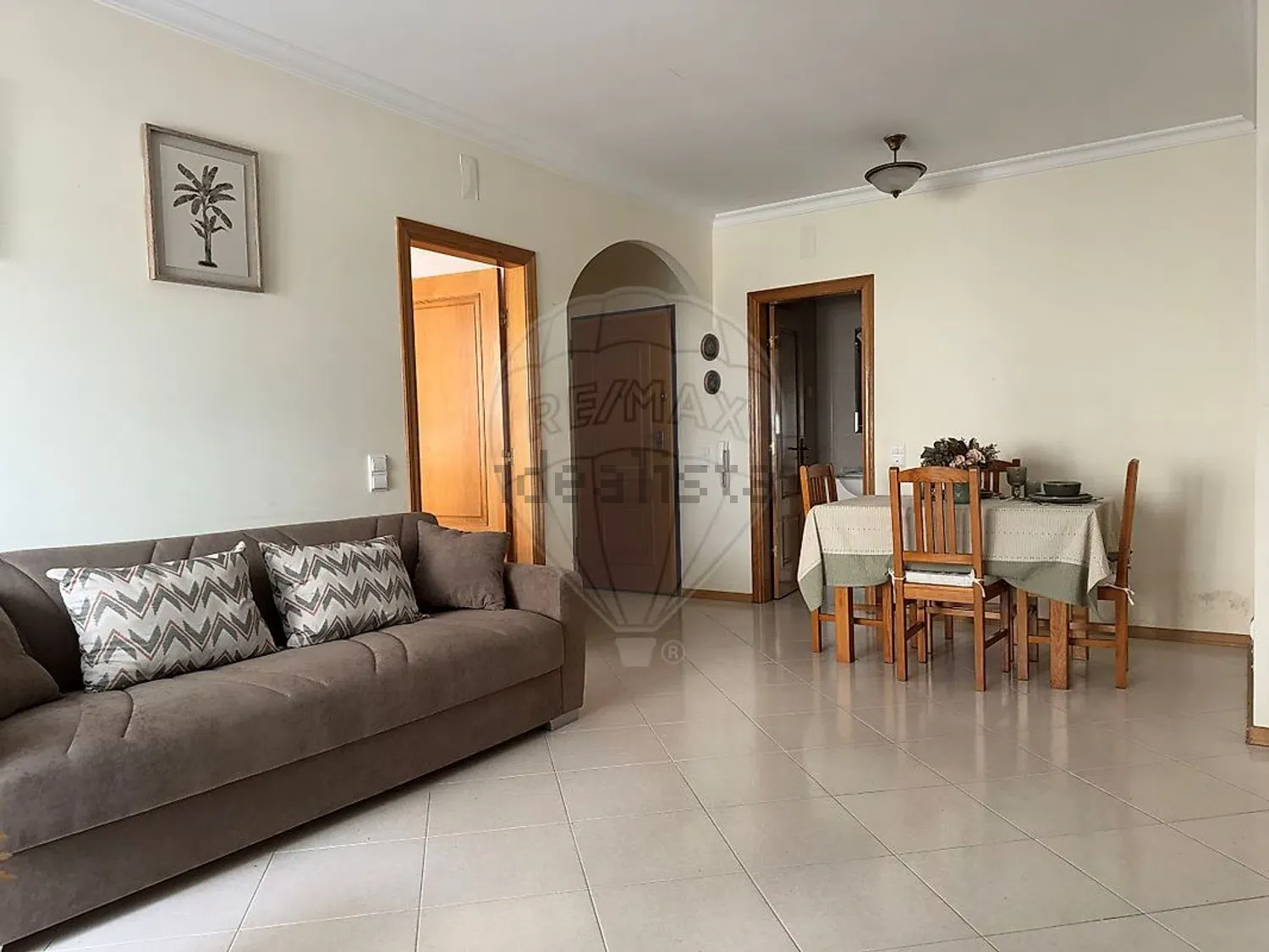 Property in avenida Francisco Sá Carneiro s/n C, Quarteira, Faro, pt