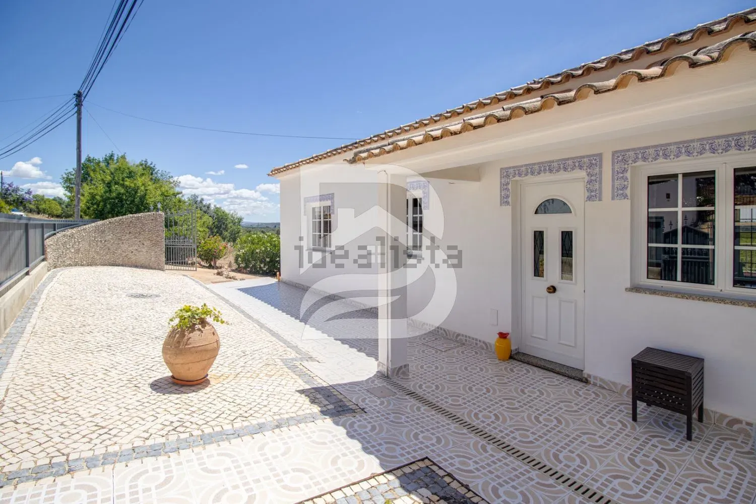 Property in Caravela, Alcantarilha e Pêra, Faro, pt