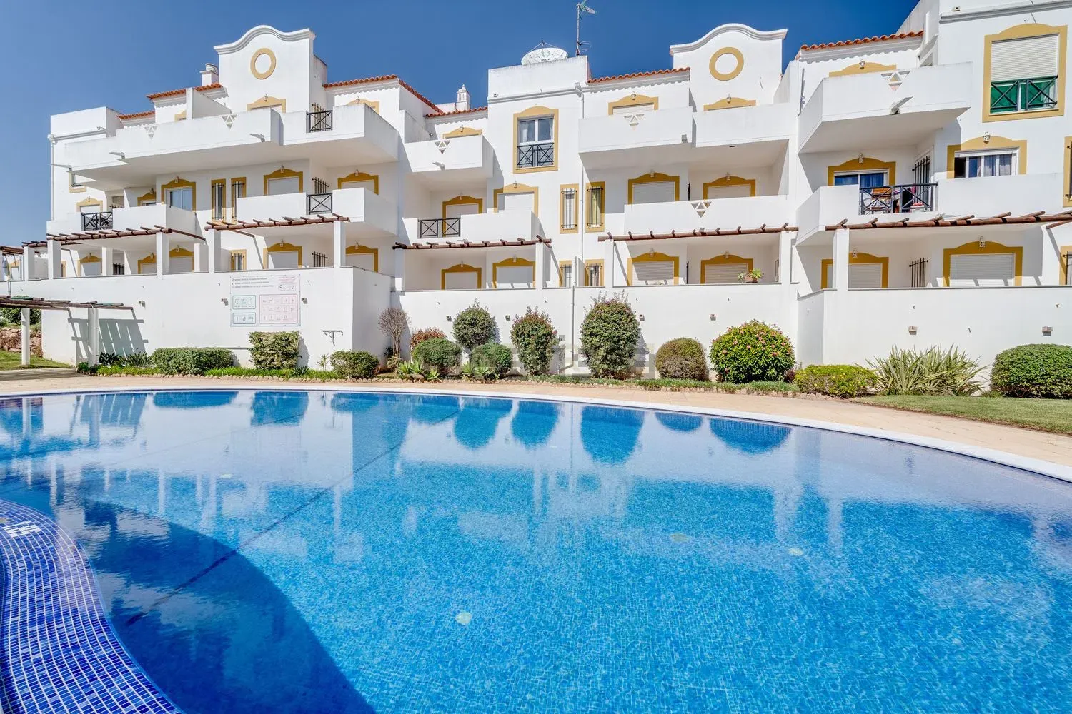 Property in rua Manuel José de Paiva, 23, Albufeira e Olhos de Água, Olhos de Água, Faro, pt