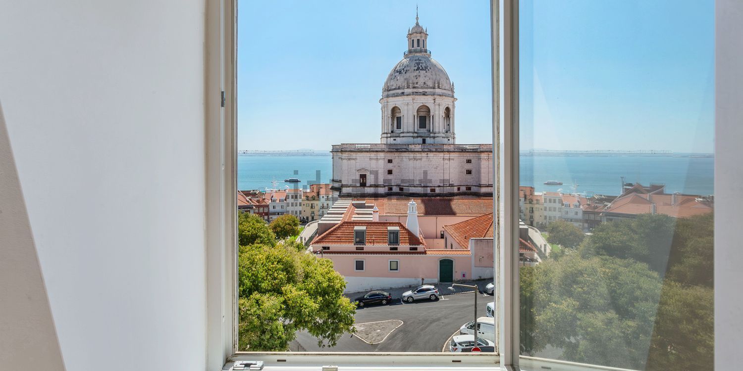 Property in Apartamento T2 na Campo de Santa Clara, 140, São Vicente de Fora, São Vicente, Lisboa