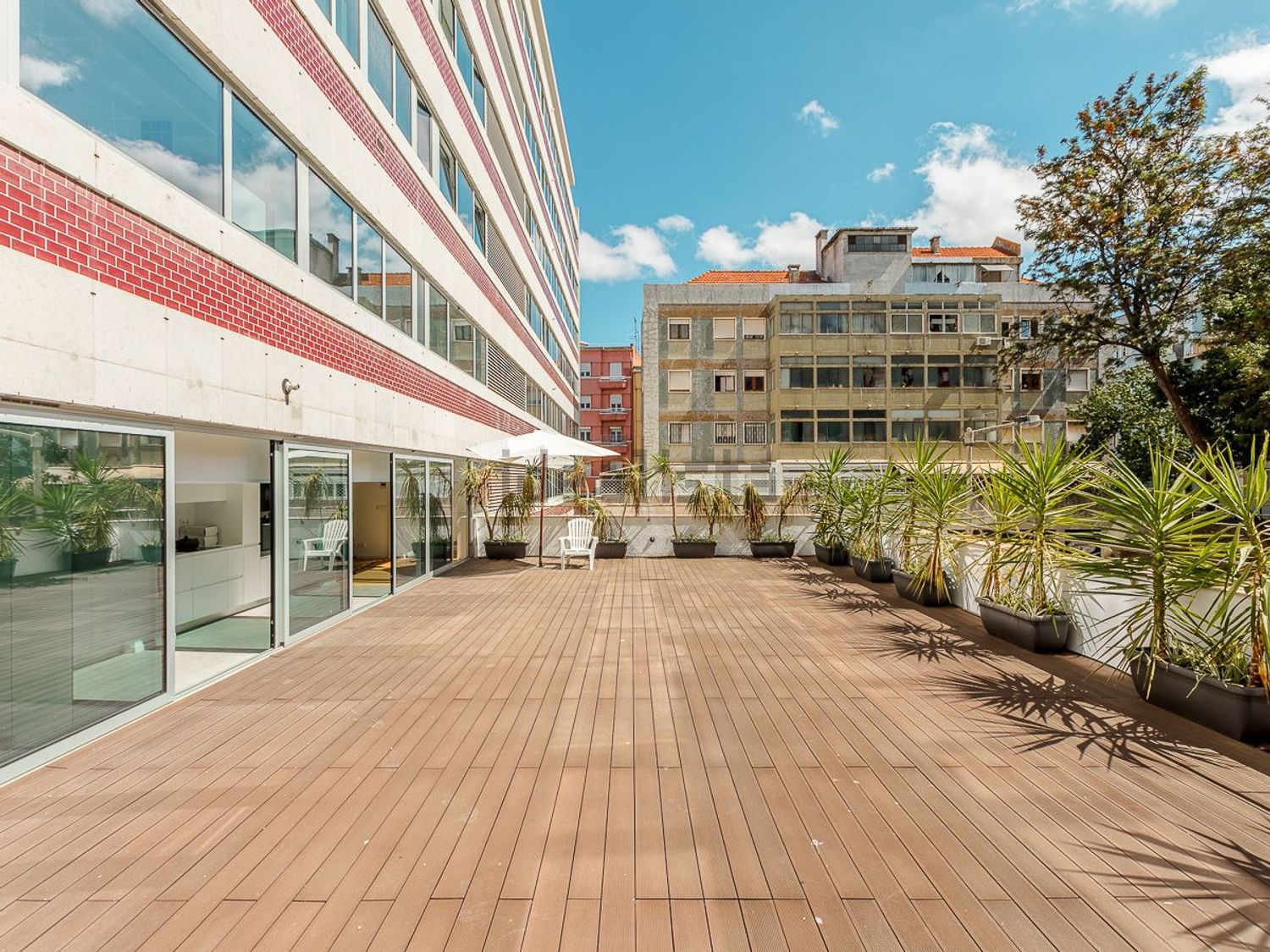 Property in Apartamento T3 na Avenida Infante Santo, 76 C, Lapa, Estrela, Lisboa