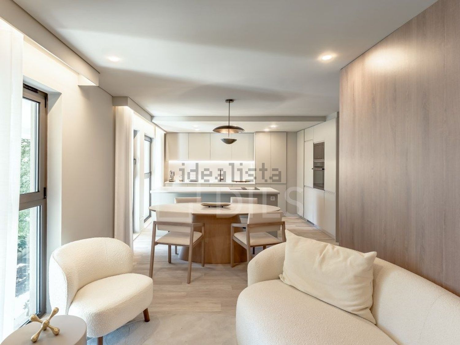 Property in Apartamento T3 na Rua Camilo Castelo Branco, Av. da Liberdade - Marquês de Pombal, Santo António, Lisboa